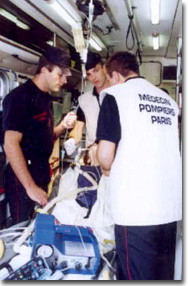Parmi les pompiers des m�decins exceptionnels